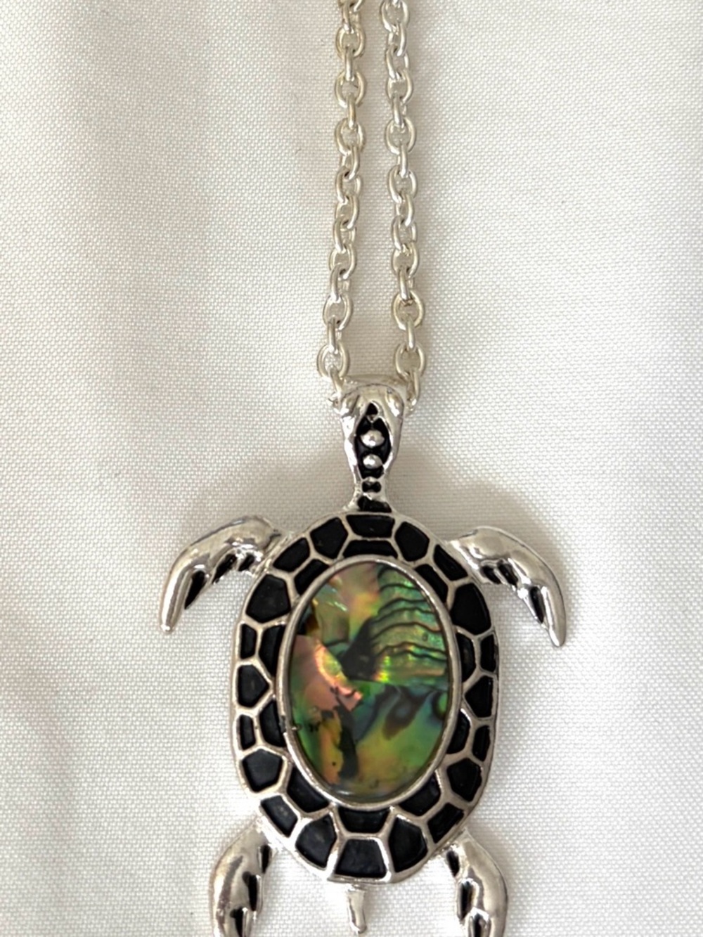 Silver-ToneTurtle Pendant Necklace with Resin Center‎ - Women Jewelry